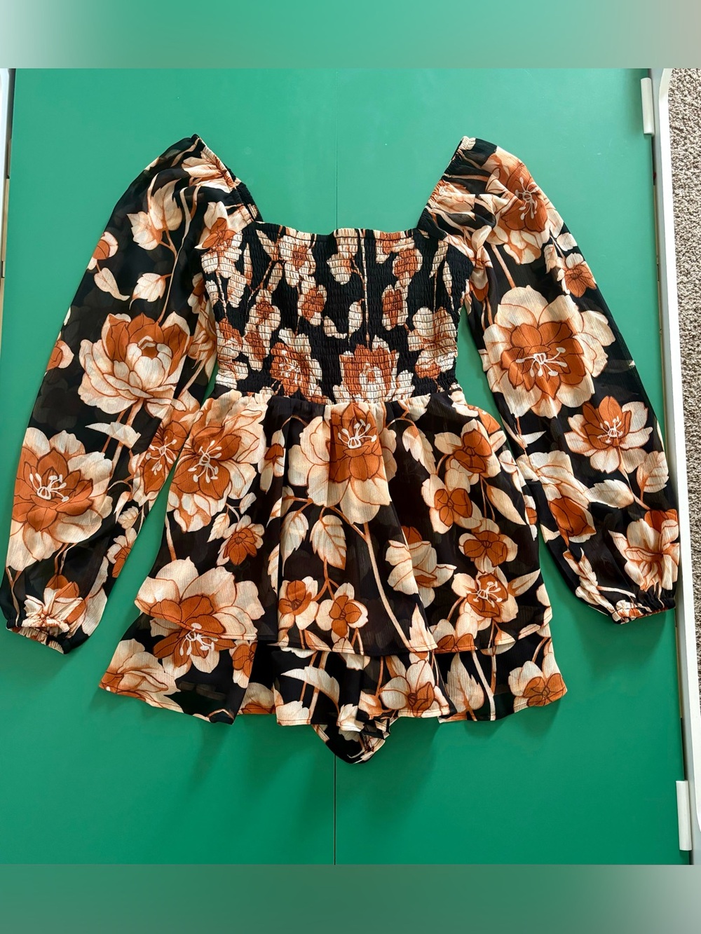 Express Women Size XS Black Floral Off-Shoulder Long Sleeve Romper